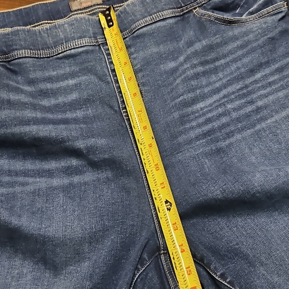 Torrid Jeans - Picture 10 of 15
